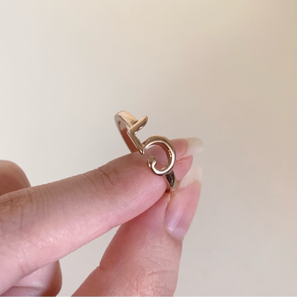 Number 5 ring - Picture 2 of 11